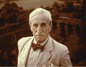 File:Raglan, F.R..jpg